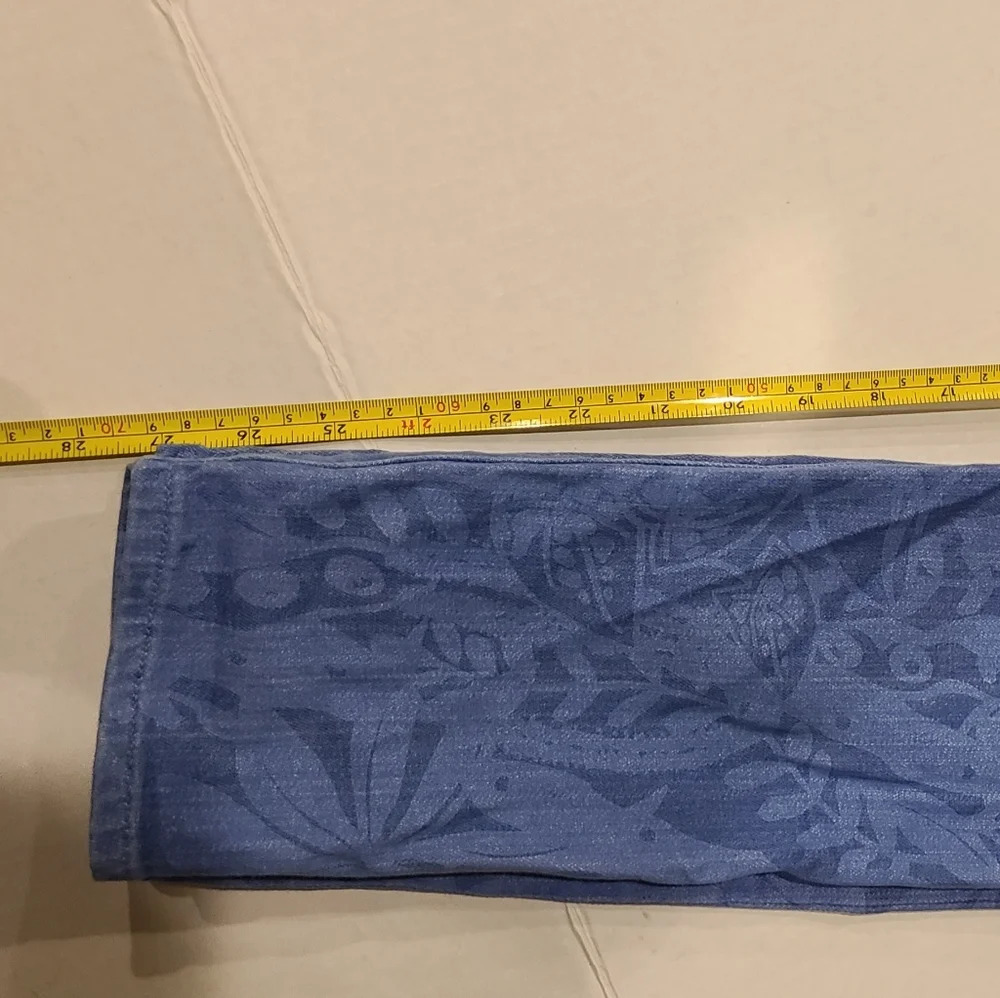 J.Crew Toothpick women's blue jeans size.26 leaf prints ankle (27 in inseam) - Picture 2 of 10